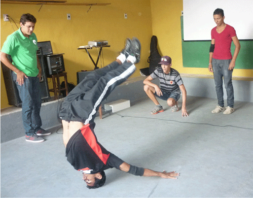 14-Dance-Hip-Hop-instructeur-Hélio